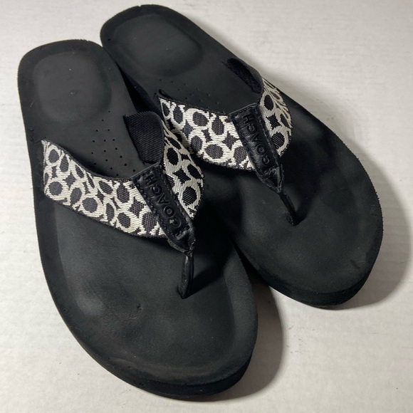 Coach Jessalyn Sandals - Picture 2 of 10